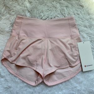 NWT Lululemon Size 0 Speed Up HR Short 2.5’’